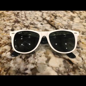Ray-Ban Wayfarer White Sunglasses